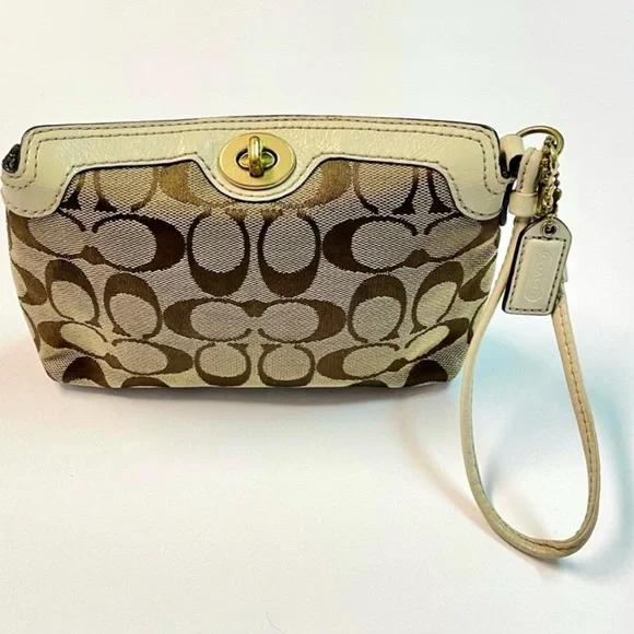 🦋 NWOT Coach Hamptons Signature Tote Capacity Wristlet Never Used White Trim - Picture 10 of 12